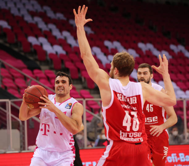 通过各种障 通过各种障