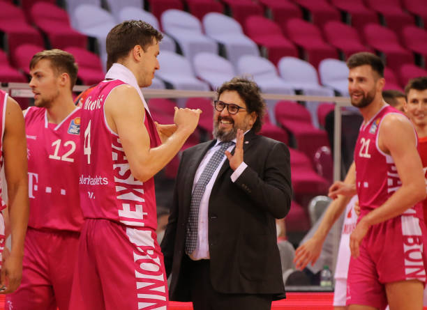 更是一次战 更是一次战