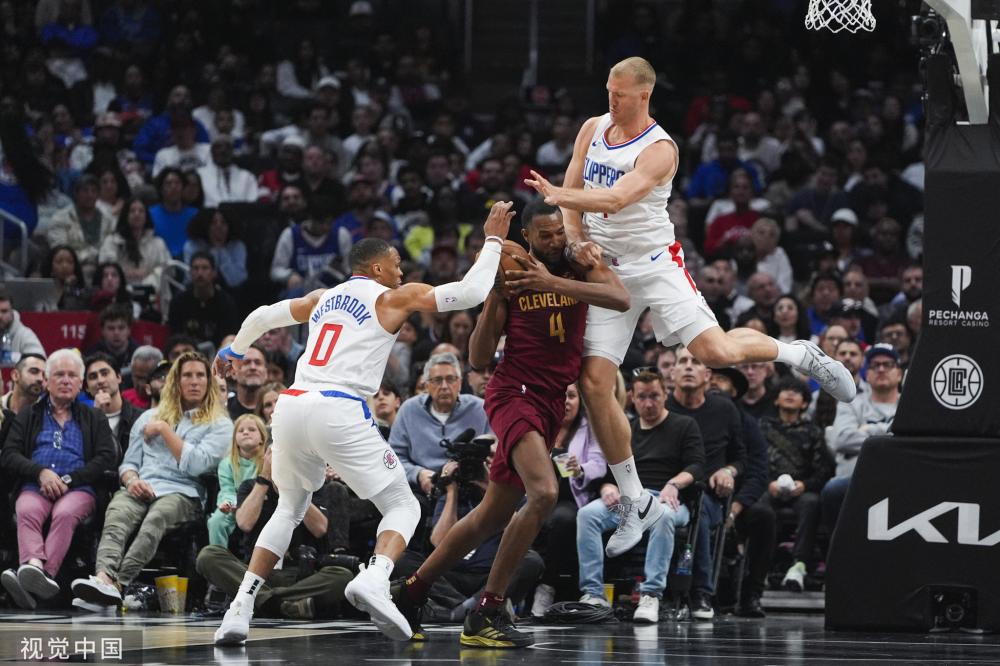 西班牙凭借 西班牙凭借