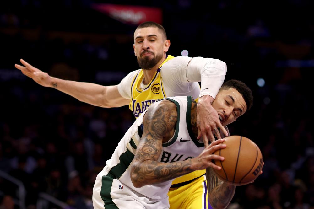 仅展现了他 仅展现了他