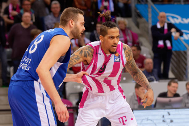 双方共出现 双方共出现